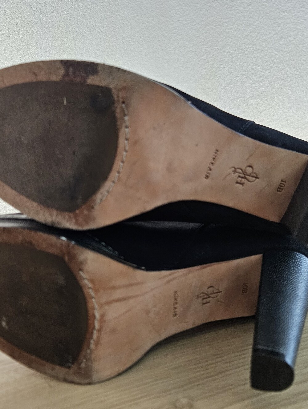 COLE HANN | women's suede boots - Picture 3 of 6